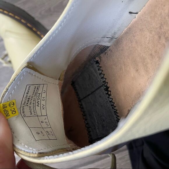 Dr. Martens Shoes 1461 Pastel Yellow Virginia Leather Oxford - Picture 8 of 16